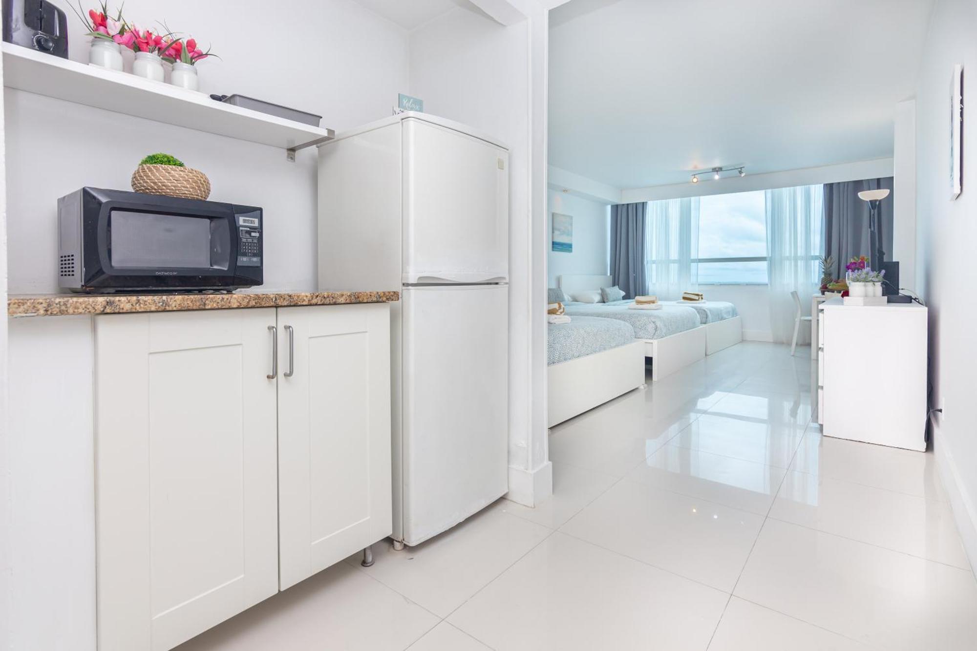 Girasole Rentals Miami Beach Room photo