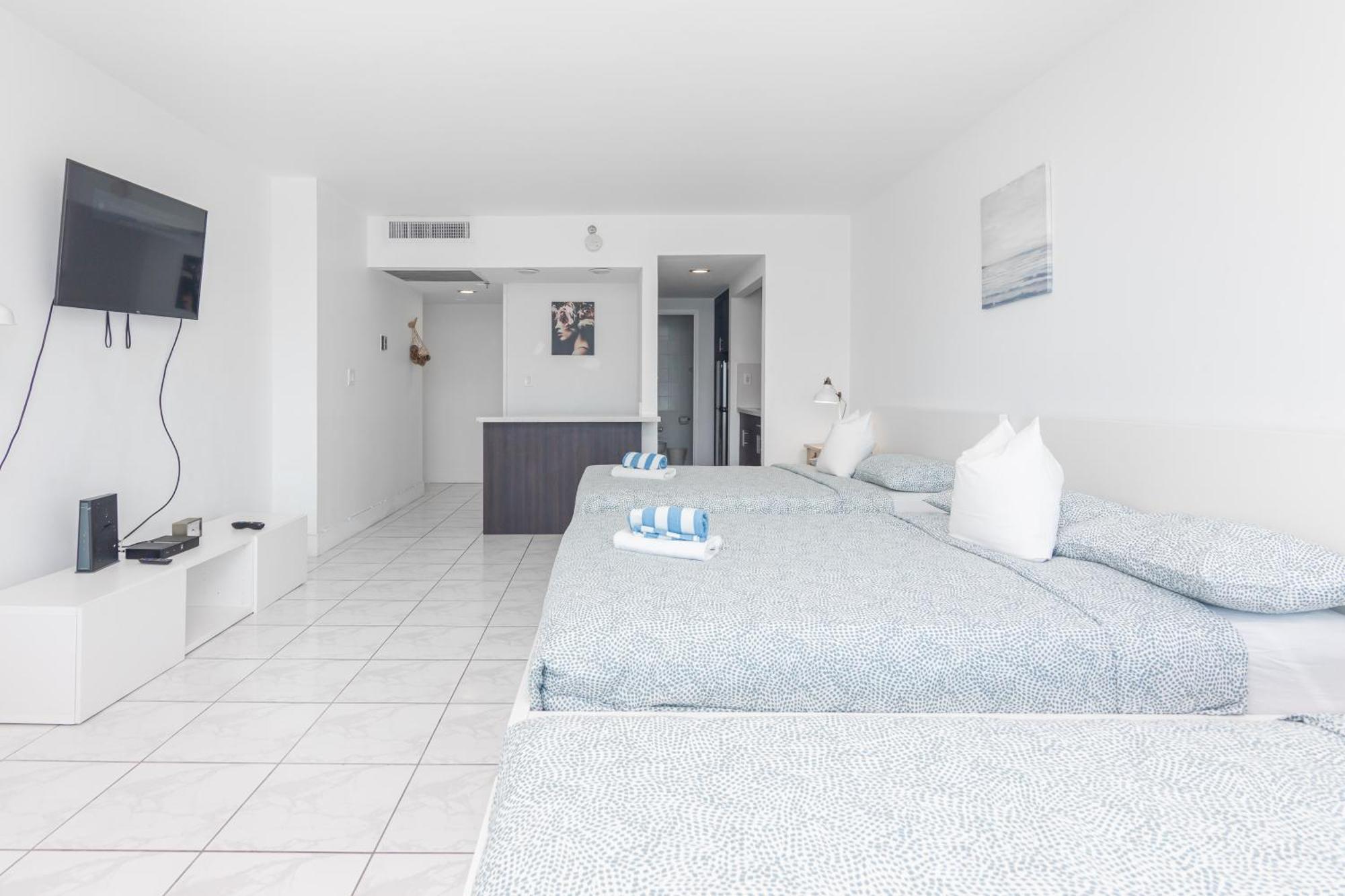 Girasole Rentals Miami Beach Room photo